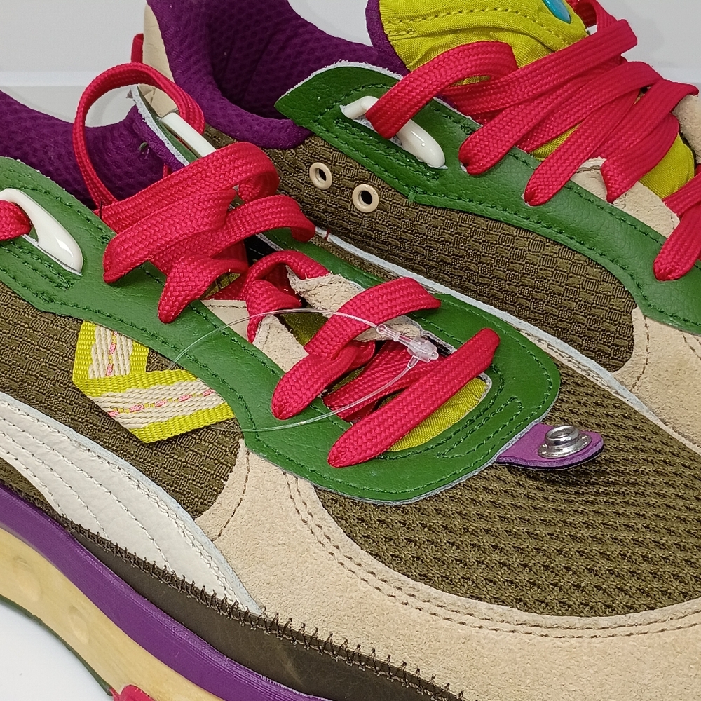 Puma Colorful Sneakers with Red Laces - Picture 9 of 9